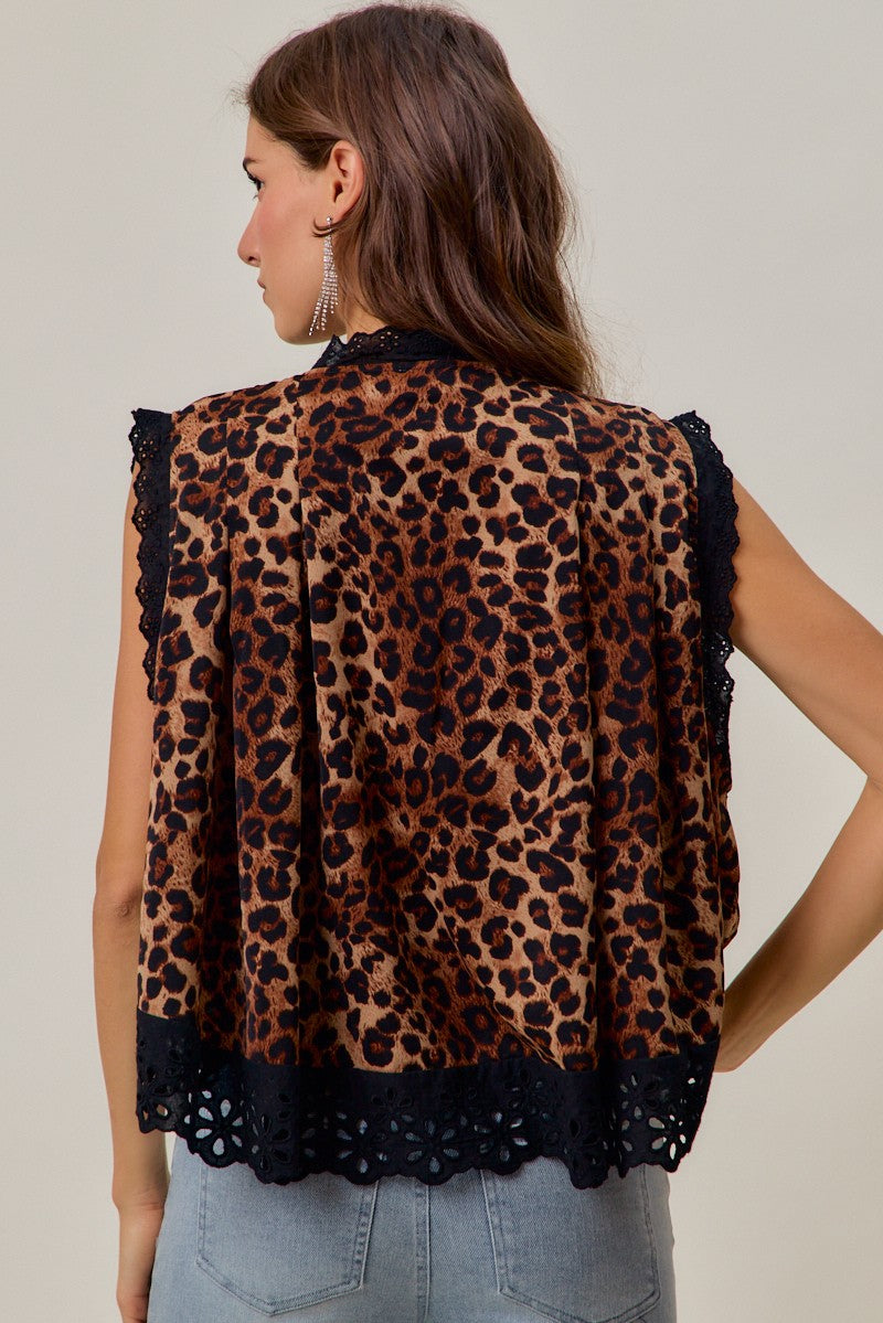 Leopard Button Up Pleated Sleeveless Top